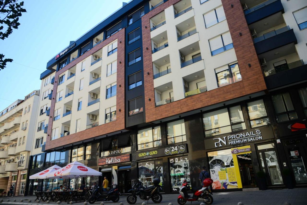 Tesla 70 Apartment With Secure Parking In The Garage Novi Sad Exterior foto